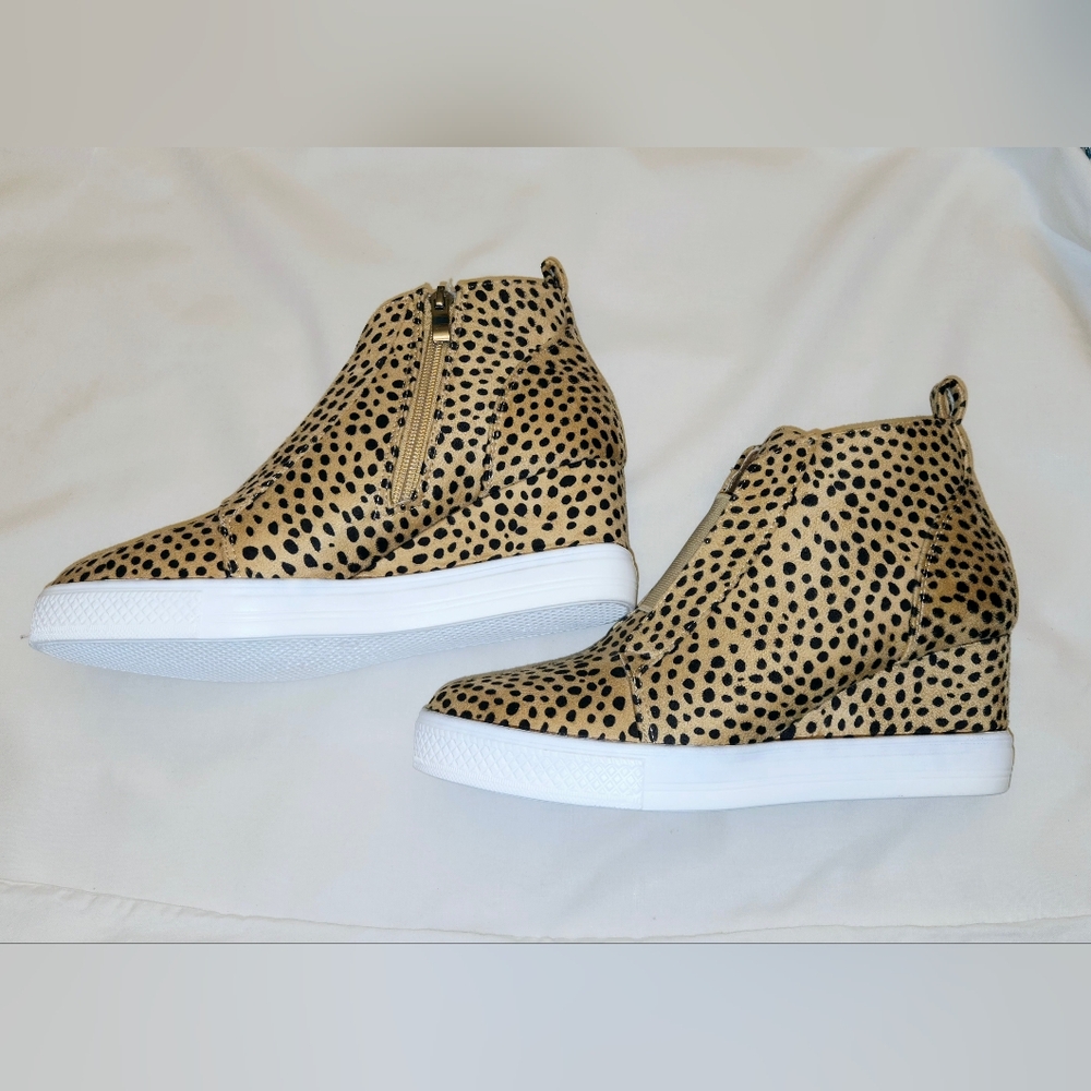 Leopard Print Wedges